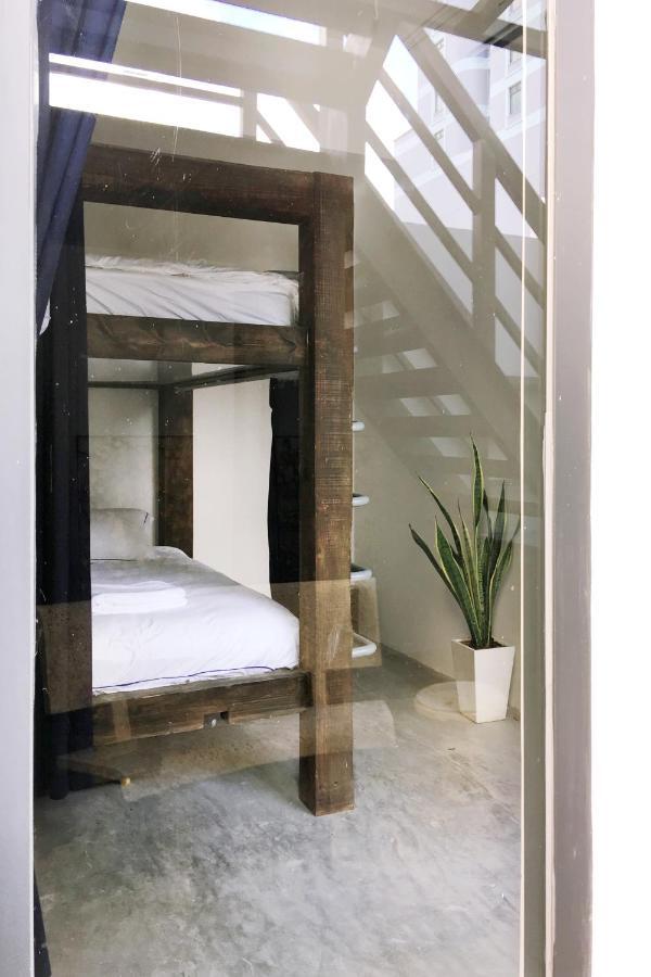 Hostel The Dorm Saigon (Adults Only) Ho-Chi-Minh-Stadt Zimmer foto